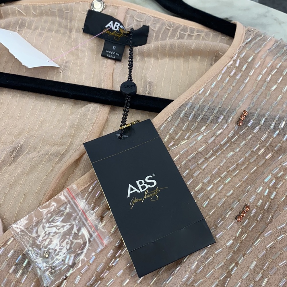 ABS DRESS - Picture 4 of 4